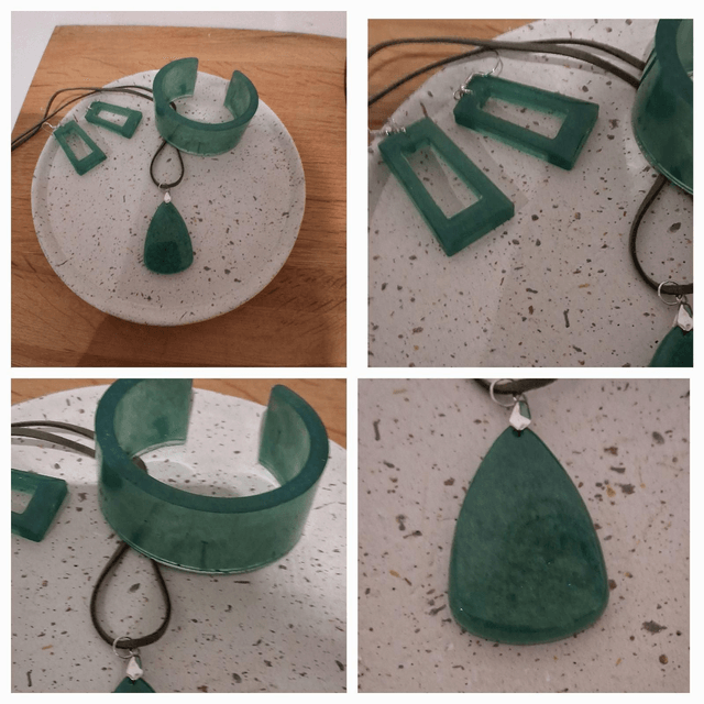 Parure bijoux en résine 